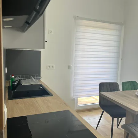 Appartement Fast Food Bodensdorf *