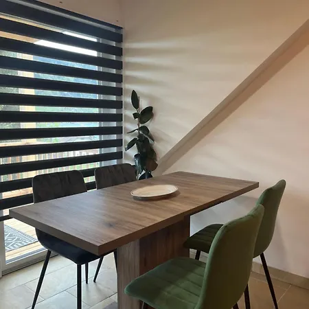 Appartement Fast Food Bodensdorf *