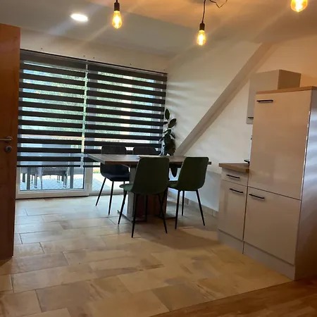 Fast Food Bodensdorf Apartment *