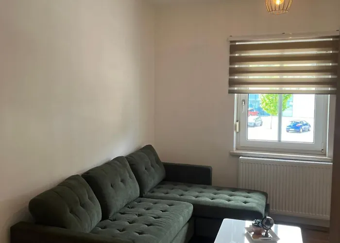 公寓 Fast Food Bodensdorf 菲尔德茵卡特